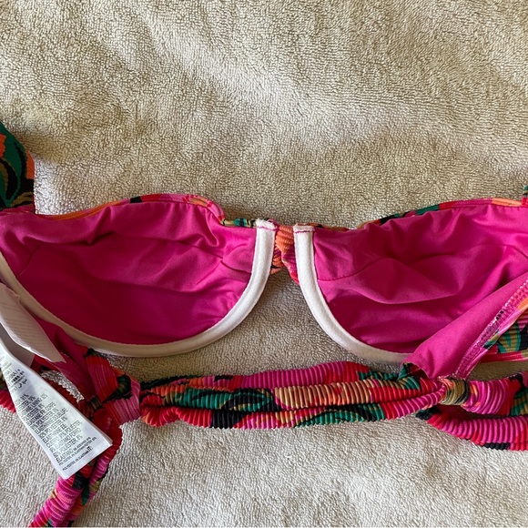 Billabong x Sincerly Jules Feel the Groove Bikini Top 💕 - Picture 5 of 7